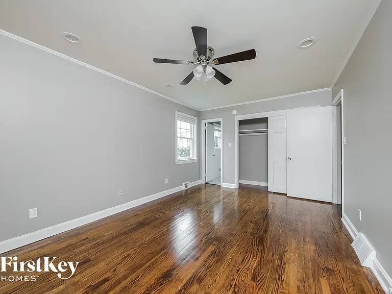 705 Evergreen Ave — Photo 9