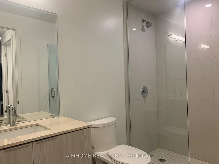 15 Queens Quay E #1603 — Photo 9