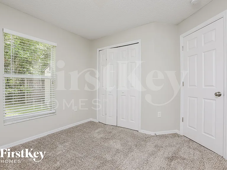 662 Armadillo Dr — Photo 11