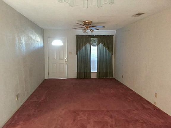 3rd image of 1101 Trellis Dr