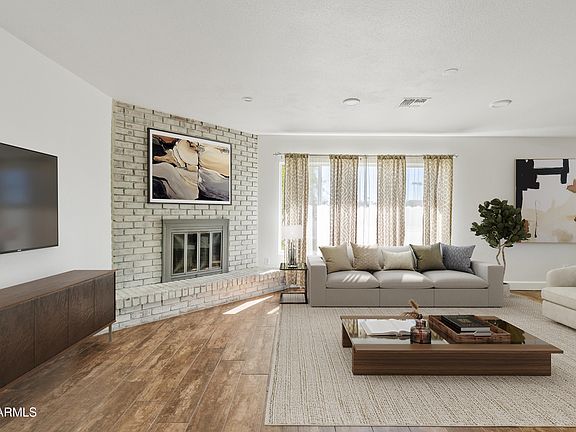 4th image of 2544 W KNOWLES Avenue