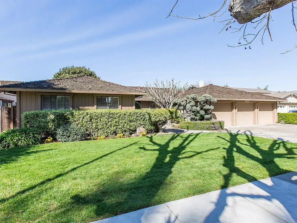1525 Dry Creek Rd photo 1