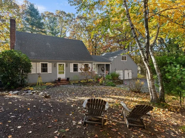 111 Moulton St, West Newbury, MA 01985