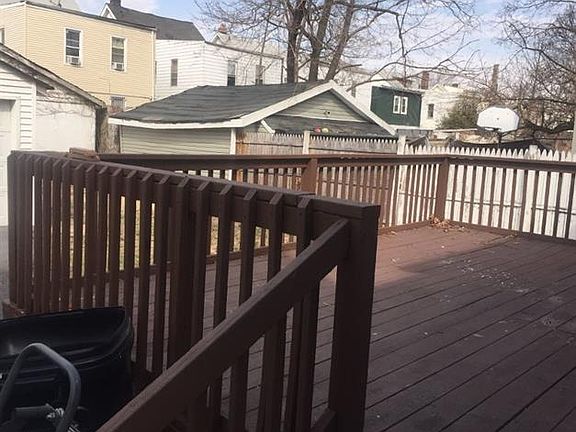 5th image of 203 Columbia Ave