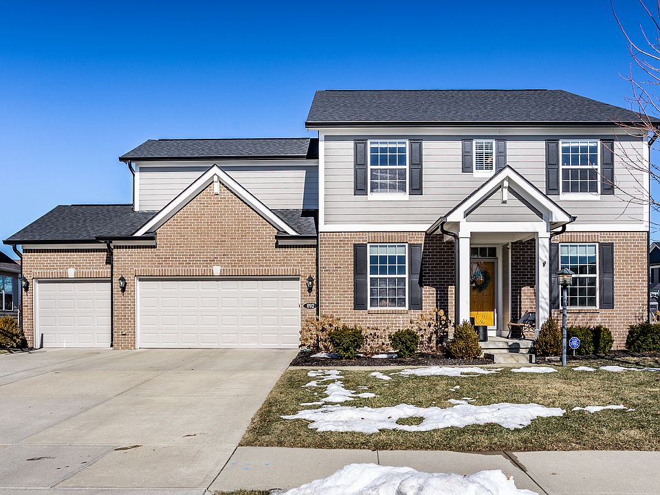 1st image of 892 Ascot Farm Way