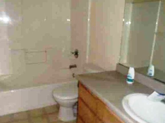 5th image of 321 Valle Vista Dr