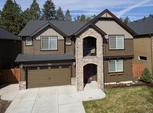 20430 Jacklight Ln, Bend, OR 97702