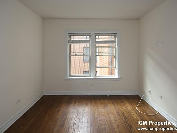 4th image of 3806 N Sheffield Ave #1