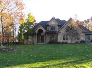 3846 Lamor Rd, Hermitage, PA 16148