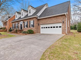 2825 Silas Ridge Rd, Winston Salem, NC 27106
