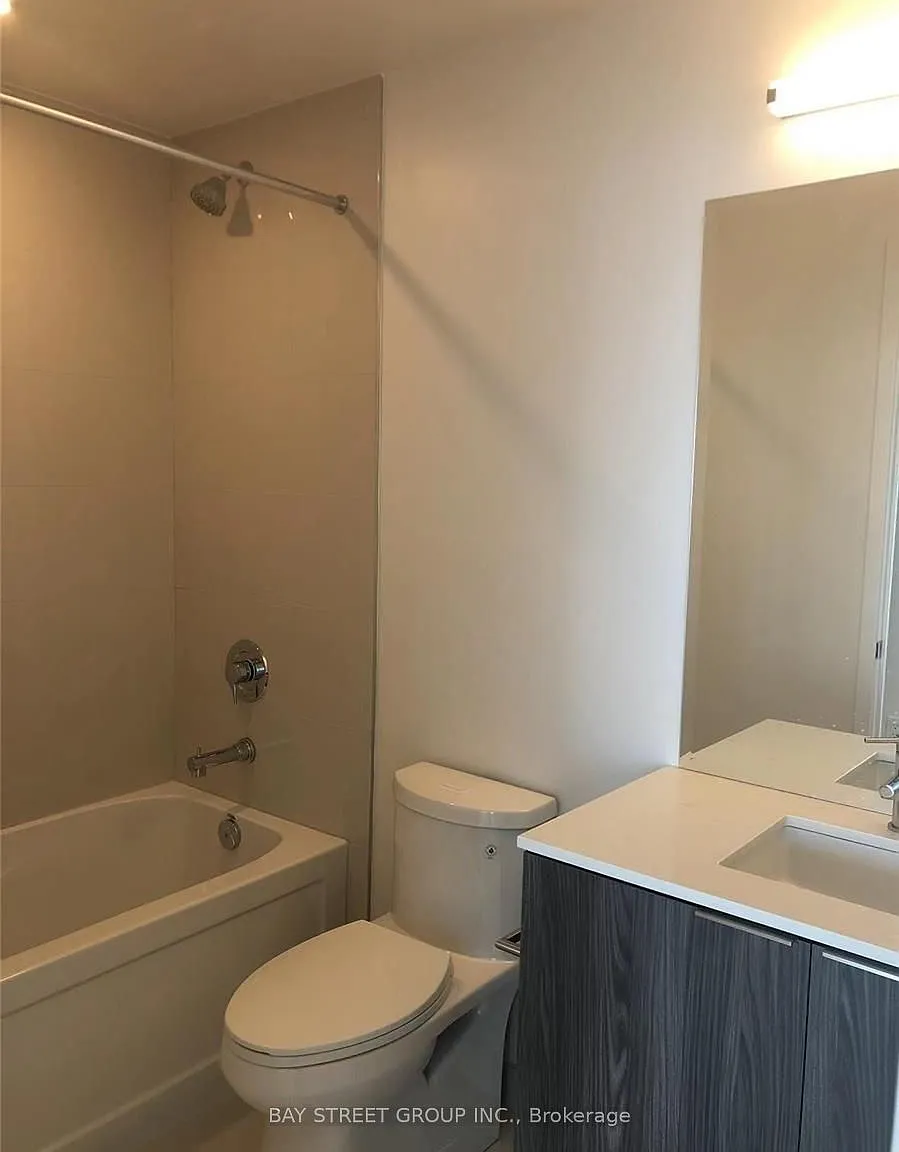 1 bed, $2,400 — Photo 3