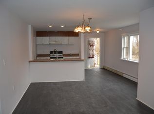 106 Kersey Dr, Greentown, PA 18426