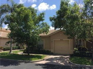 6431 Park Lake Cir #70, Boynton Beach, FL 33437