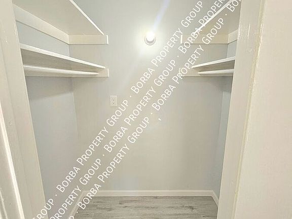 4th image of 2472 Cedar Ave APT 4