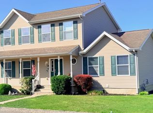 6 Spring St, Beachwood, NJ 08722