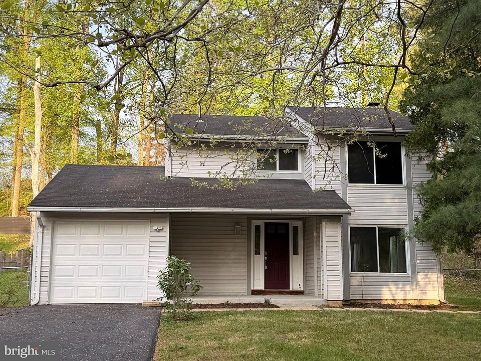 1st image of 10607 Woodlawn Blvd