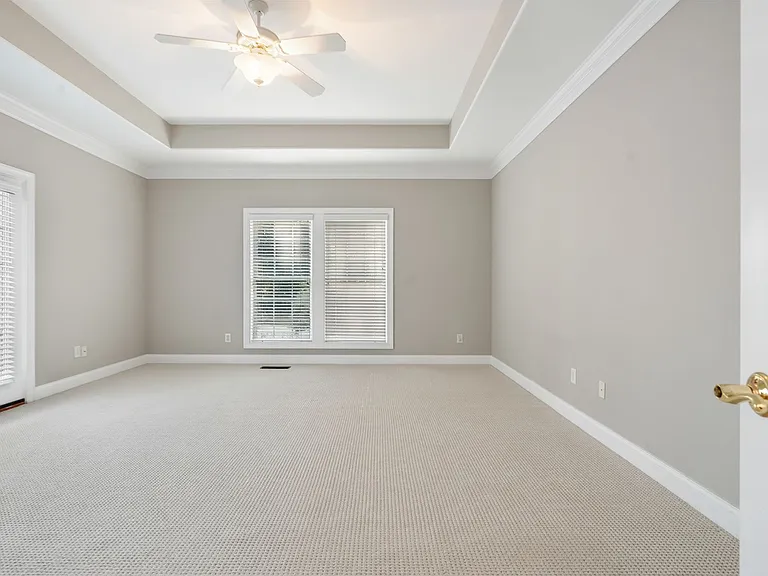 30135 Porter Dr — Photo 4