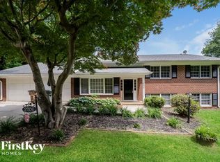 2706 Northampton Dr, Greensboro, NC 27408