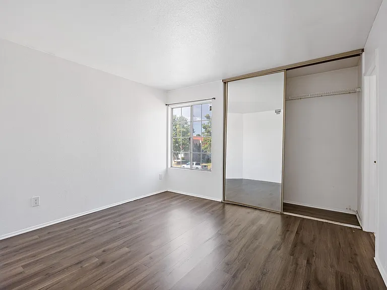 37509 42nd St E — Photo 18