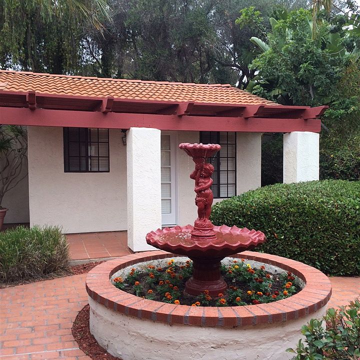 2nd image of 3217 Kennelworth Ln