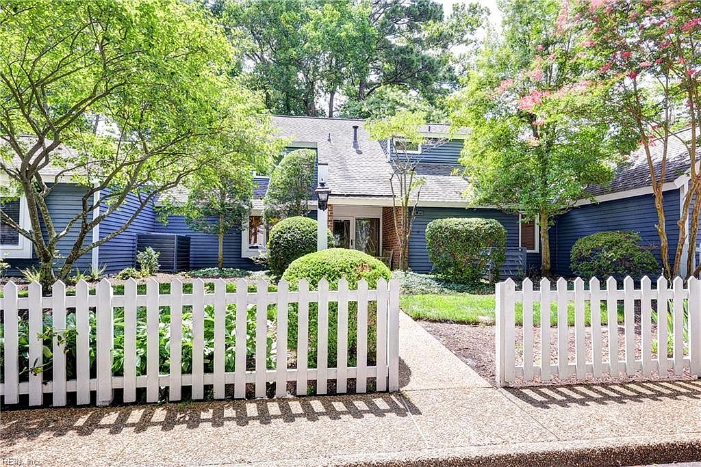 283 Littletown Quarter