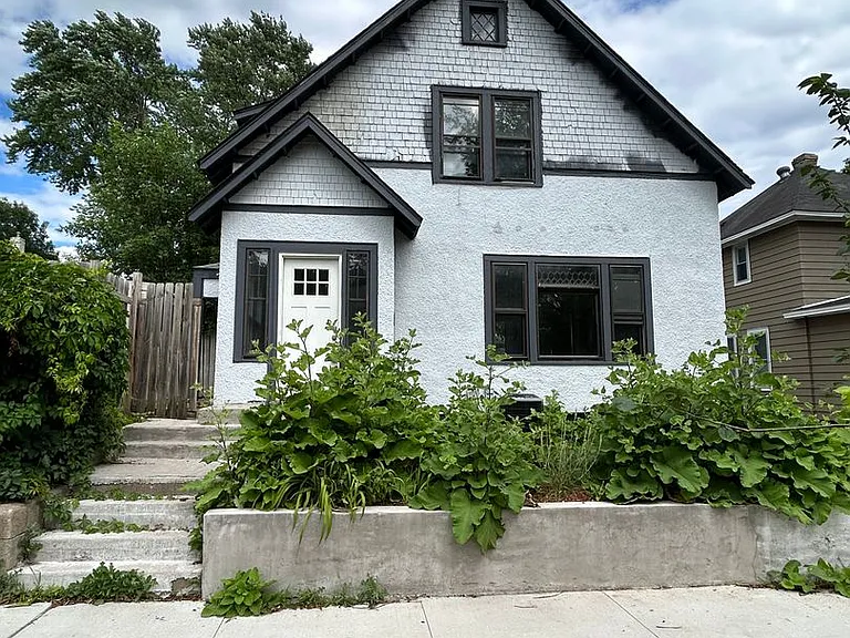 2245 Johnson St NE — Photo 1
