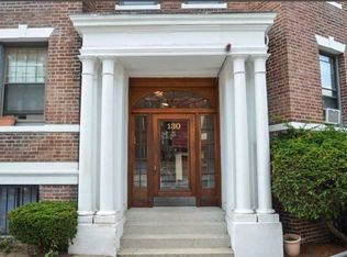 130 Sutherland Rd APT 6, Brighton, MA 02135