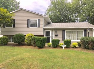 35733 Freed Dr, Eastlake, OH 44095