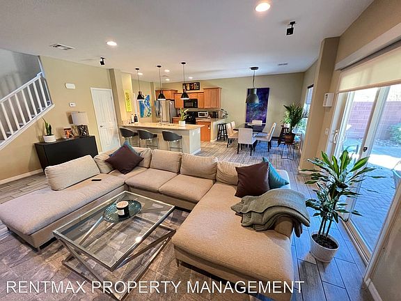 3rd image of 10606 Agate Knoll Ln