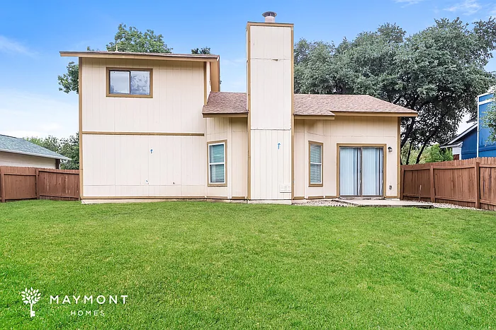 9710 Dugas Dr — Photo 3