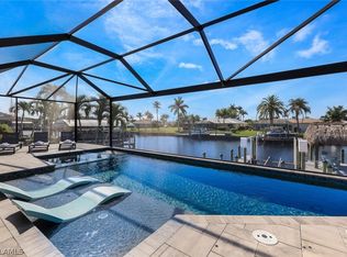 1720 SE 43rd St, Cape Coral, FL 33904