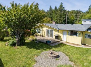 20 N Nancy Ave, Hoodsport, WA 98548