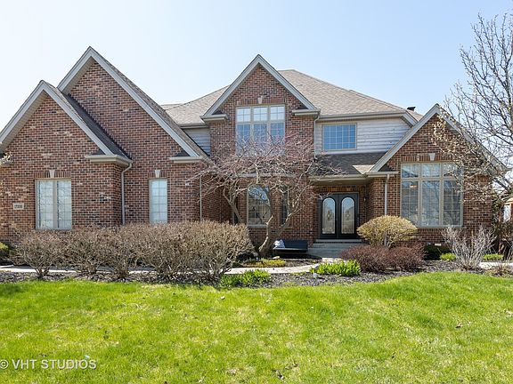 2nd image of 17200 Pointe Dr