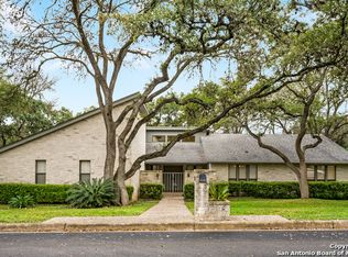 402 Country Wood Dr, San Antonio, TX 78216