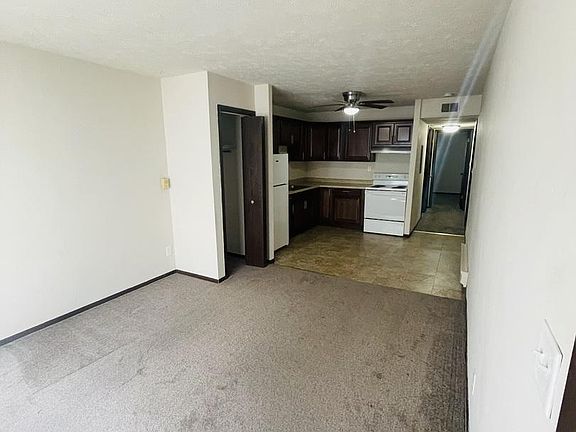4th image of 206 Goulding St #208