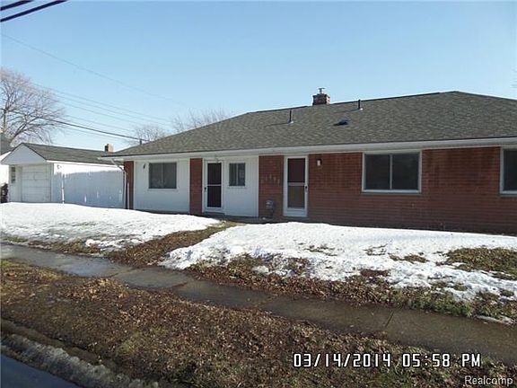 4th image of 28690 Victor St