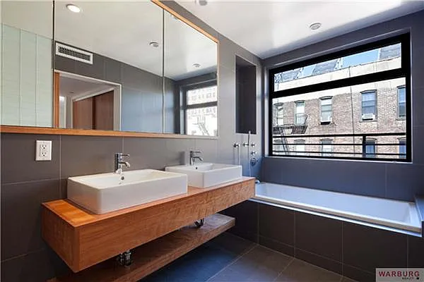 Rented by Warburg | media 2