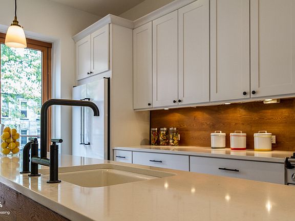 3rd image of 513 Mac Donough St #Sf
