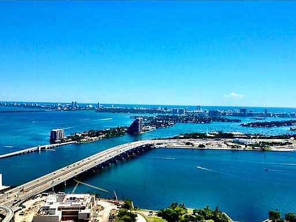 4th image of 900 Biscayne Blvd APT 4608