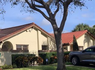 17818 NW 66th Court Cir, Hialeah, FL 33015