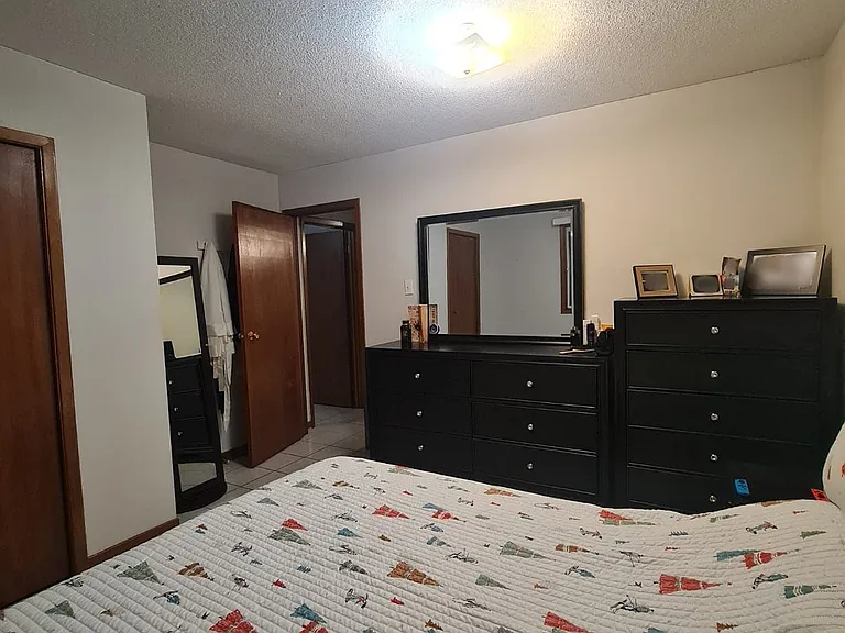 1307 River Rd E #1 — Photo 7