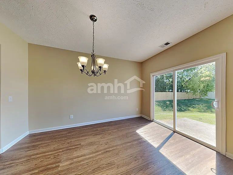 1287 Wentworth Dr — Photo 5