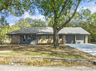 243 Orchard St, Lone Grove, OK 73443