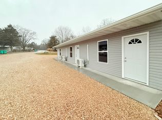 850 Marlette Dr #C, Bourbon, MO 65441