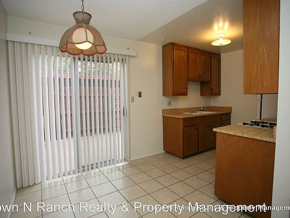 4th image of 9725 Winter Gardens Blvd Unit 115