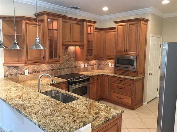 5th image of 22794 Fountain Lakes Blvd