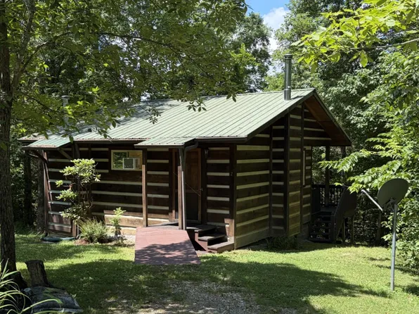 9125 Asheville Hwy #2, Greeneville, TN 37743