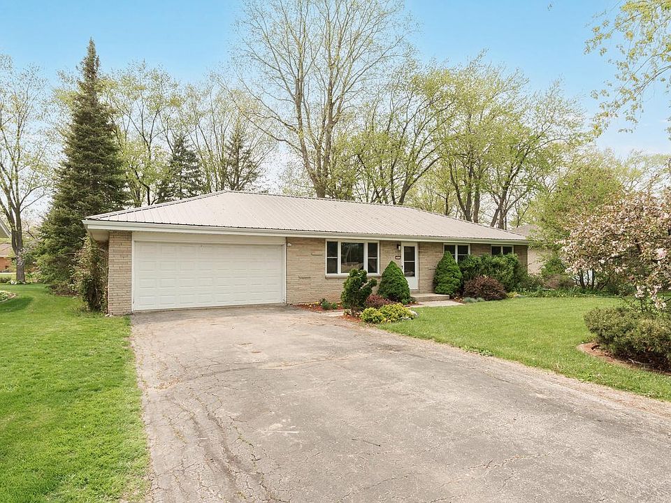 5055 South 34th STREET, Greenfield, WI 53221 Zillow