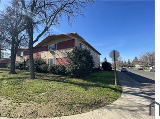 5716 42nd St, Sacramento, CA 95824