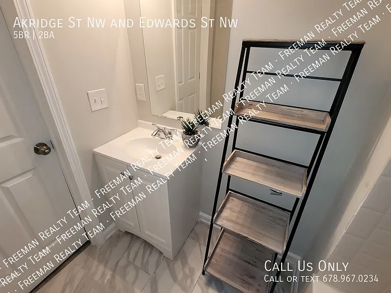 Akridge St NW — Photo 32